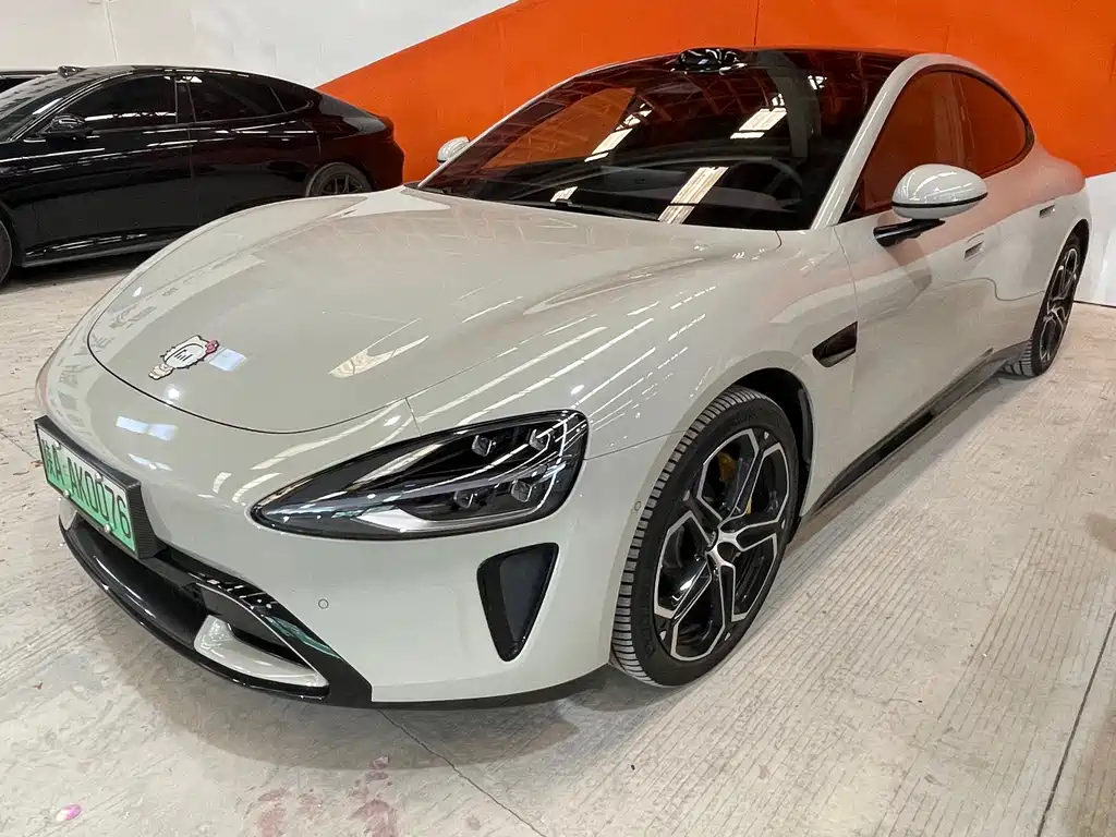 2024 xiaomi SU7 - zdjęcie 1 z 9