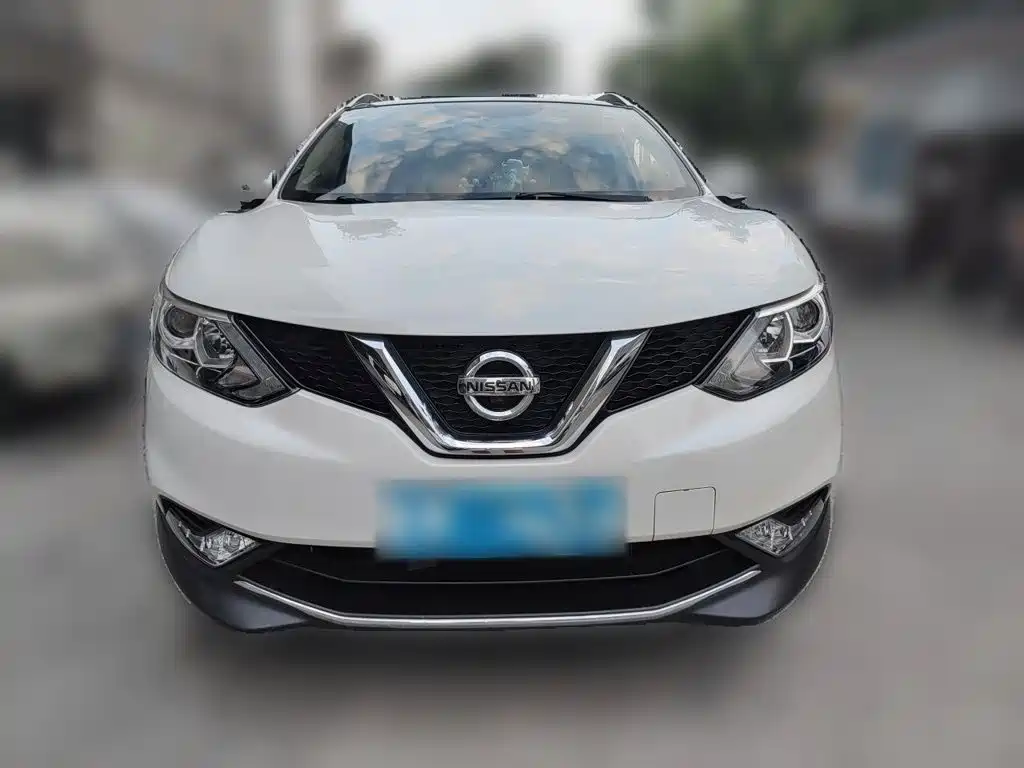 Nissan Qashqai — миниатюра 23