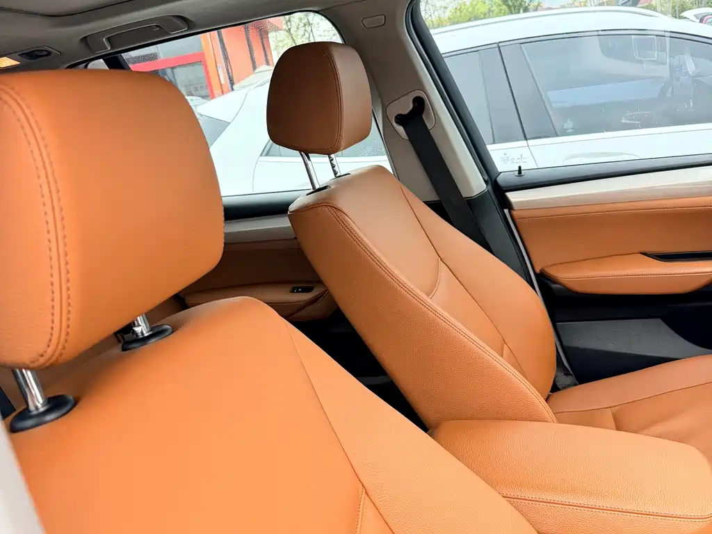 BMW X3 (Import) — миниатюра 6