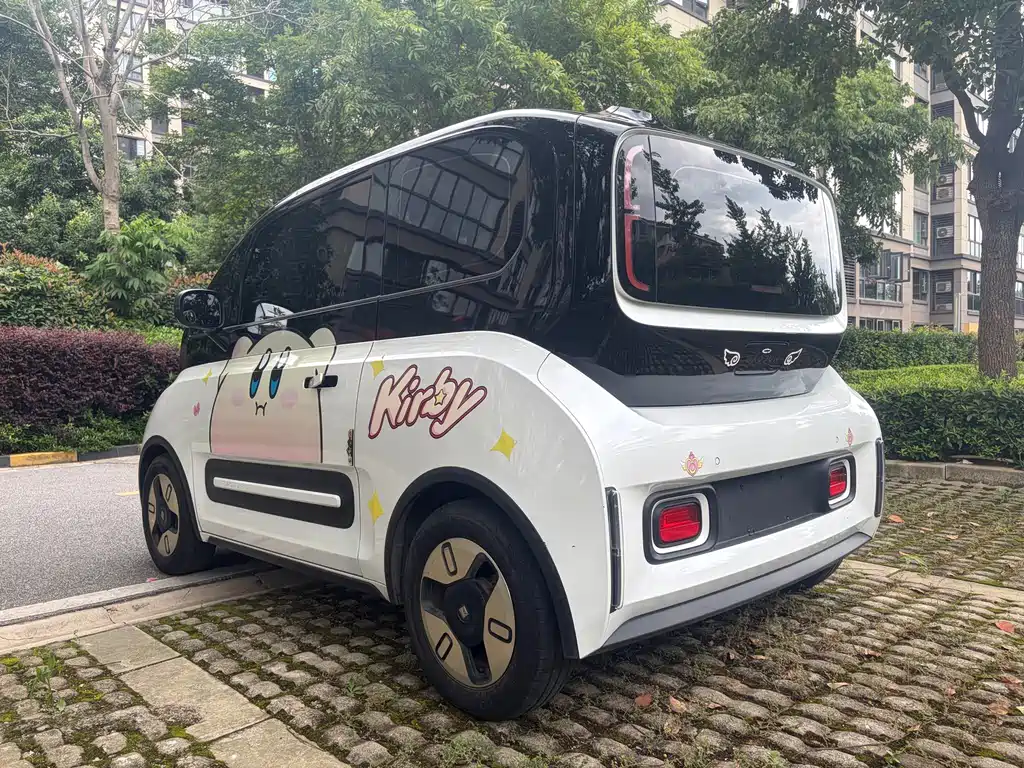 Baojun E300 — миниатюра 6
