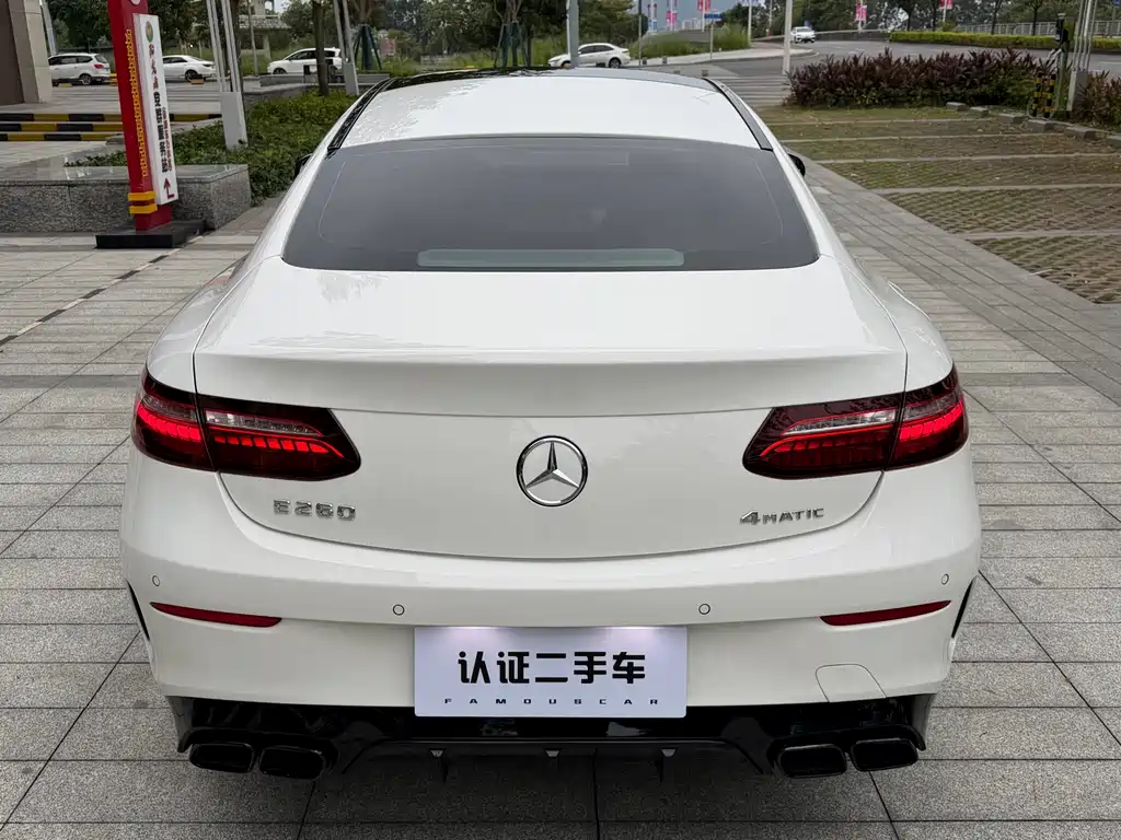 MERCEDES-BENZ E CLASS