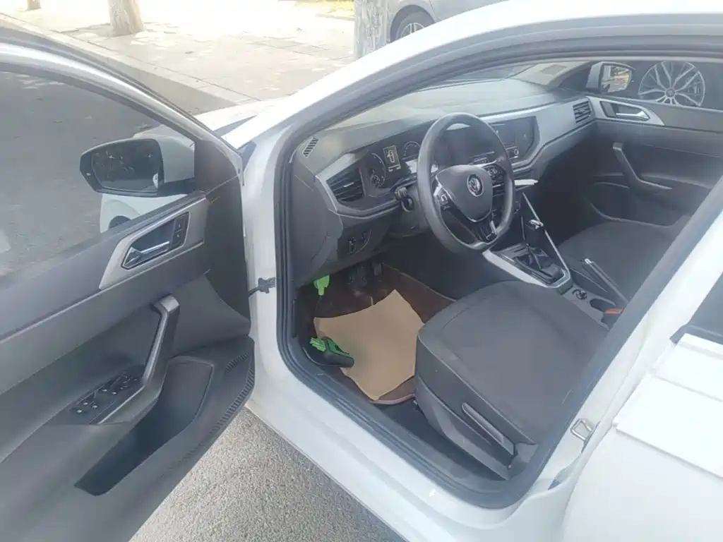 Volkswagen Polo — миниатюра 16