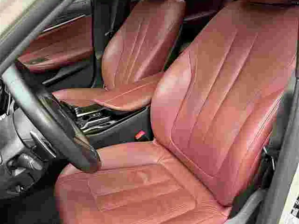 BMW 5 Series — миниатюра 5