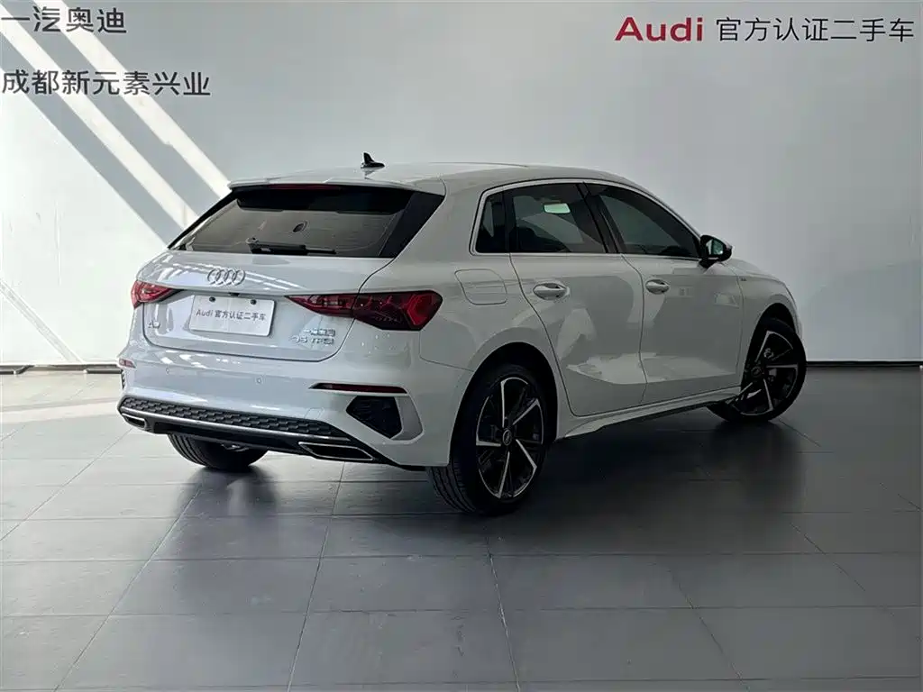 Audi A3 2024 Sportback 35 TFSI Fashion Sport