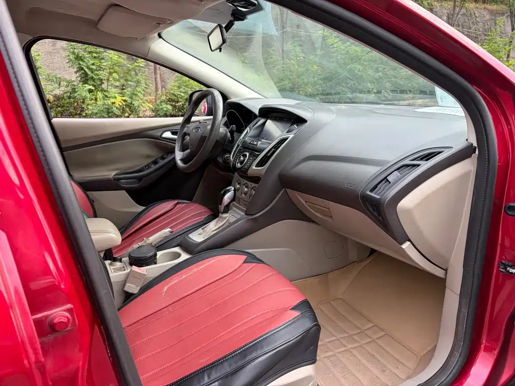 Ford Focus — миниатюра 6