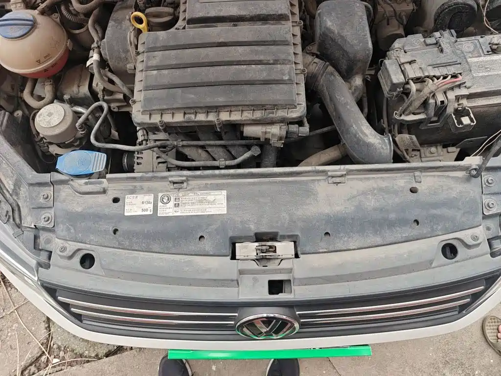 Volkswagen Santana — миниатюра 11