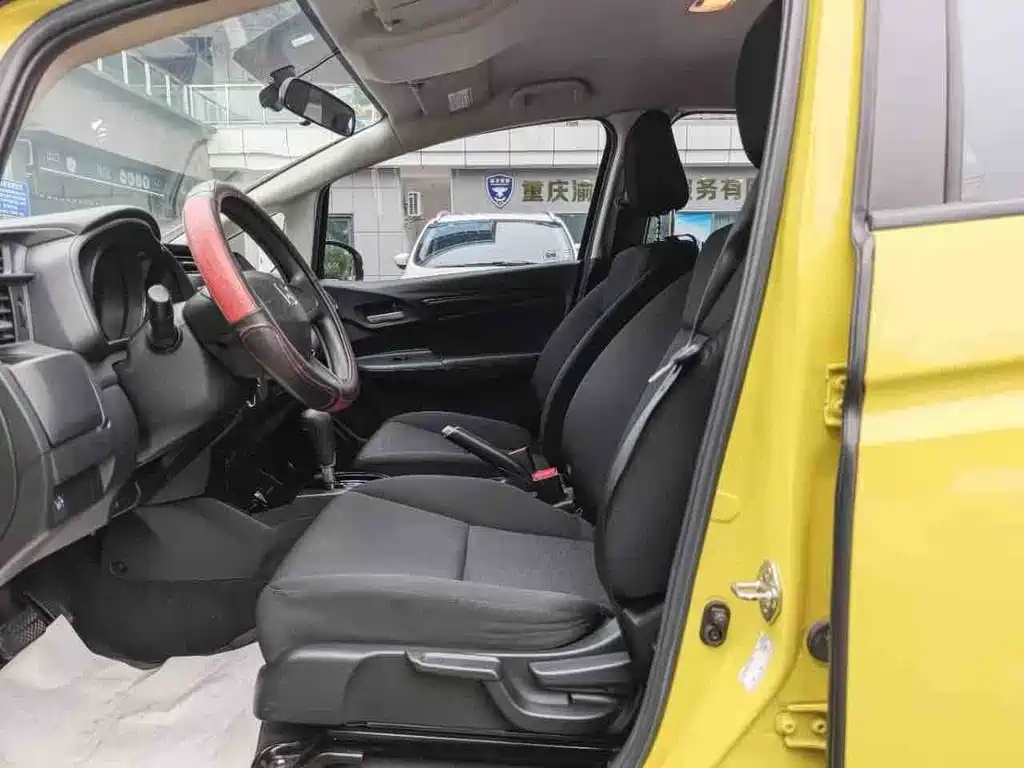 Honda Fit — миниатюра 13