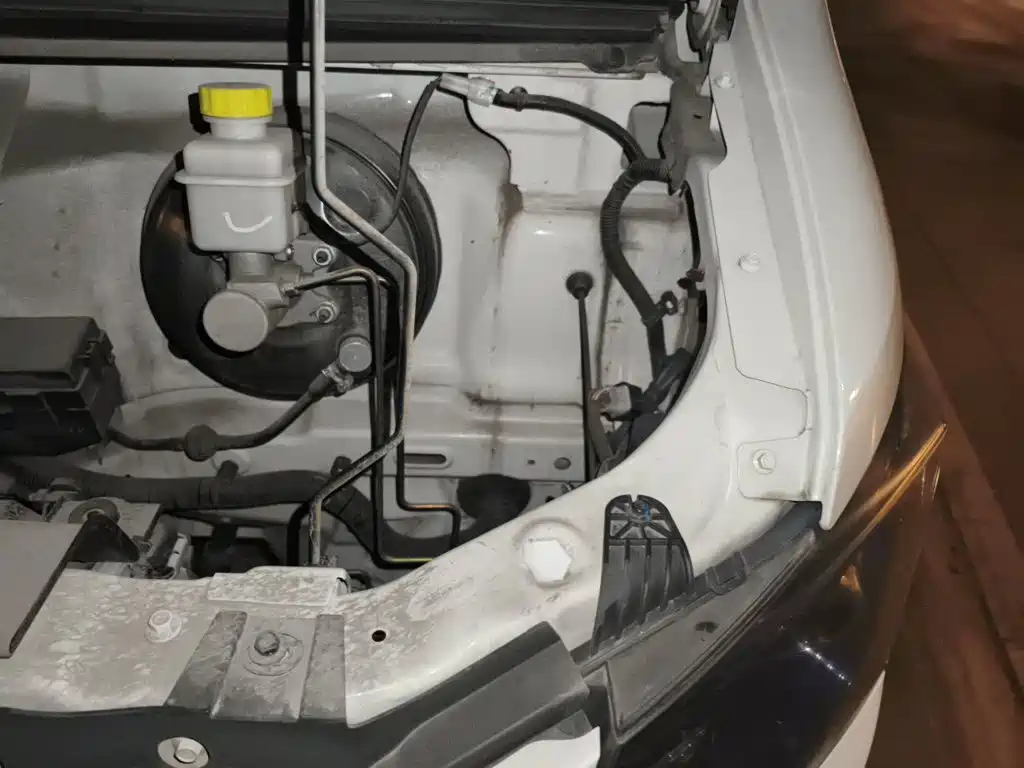 Dongfeng EM27 — миниатюра 22