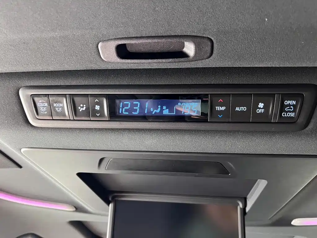 Toyota Alphard — фотографии объявления, Фото 26