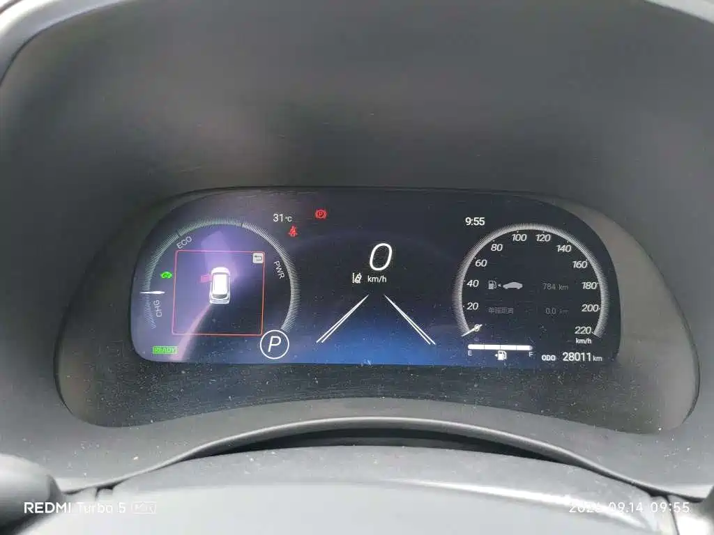 Toyota Crown Kluger — миниатюра 4