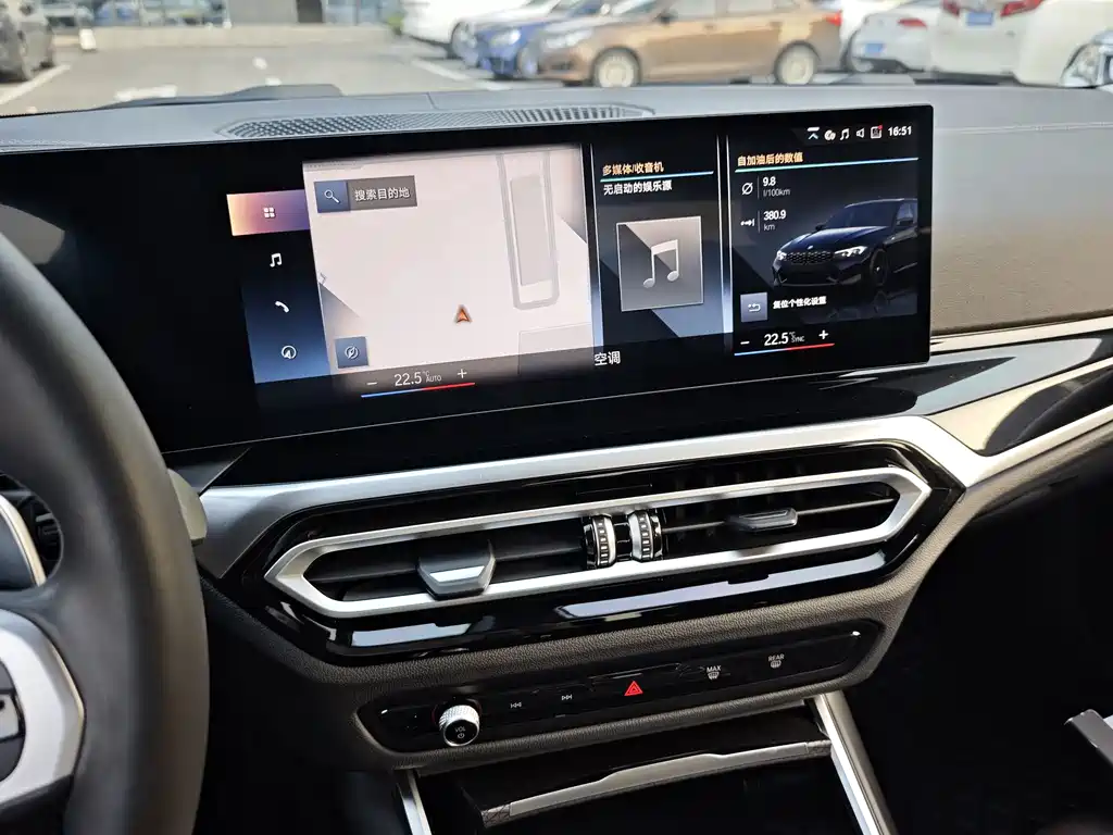 BMW 3 Series — миниатюра 8