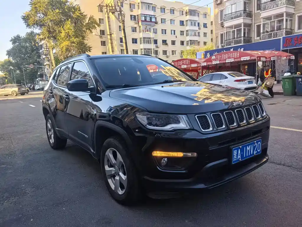 Jeep Compass — миниатюра 3