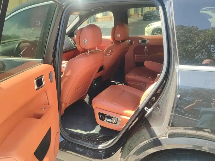 Li Auto Li L8 — миниатюра 11