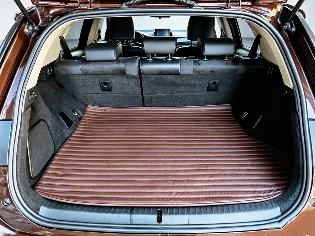 Lexus CT — миниатюра 18
