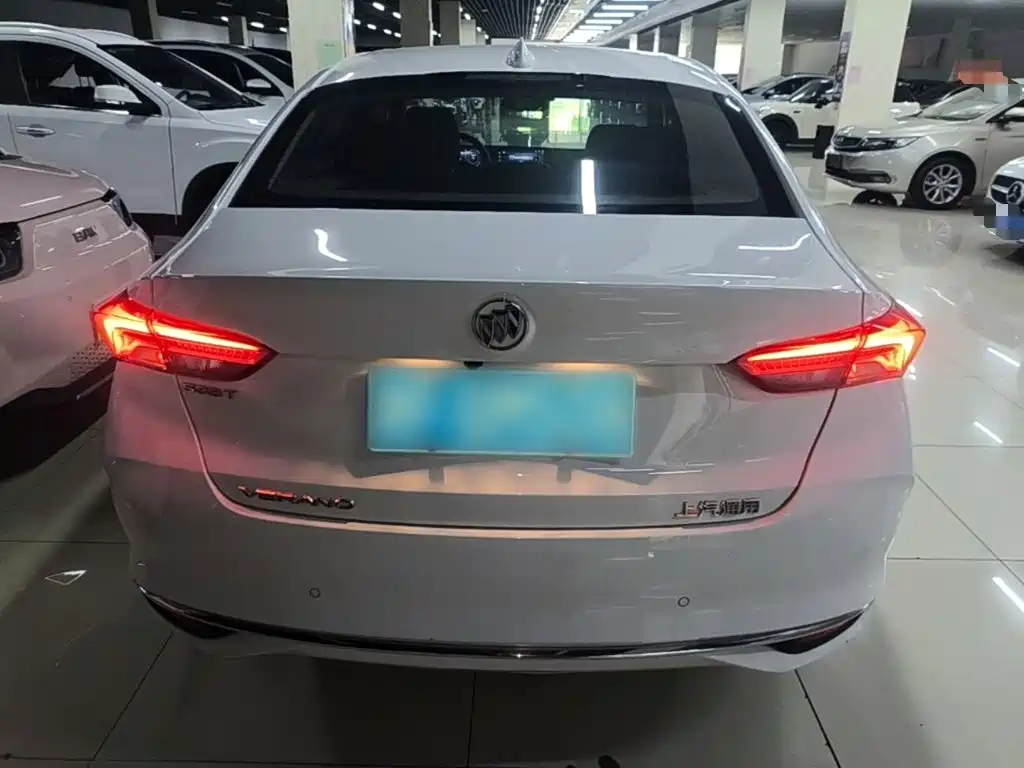 Buick Verano — миниатюра 6