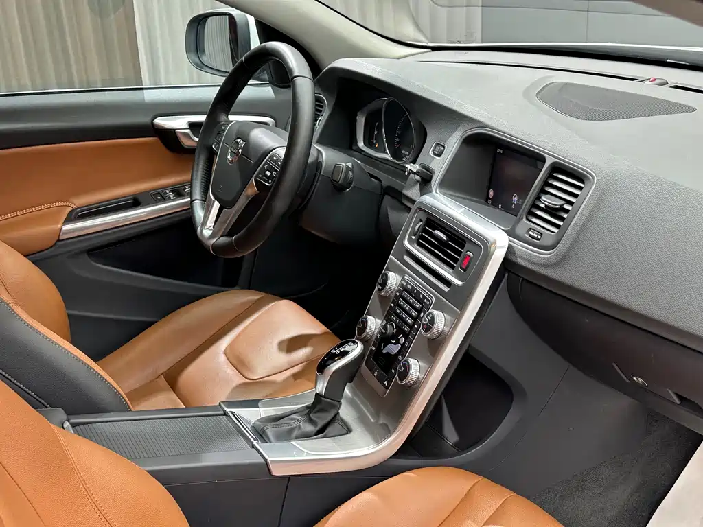 Volvo S60 — миниатюра 24