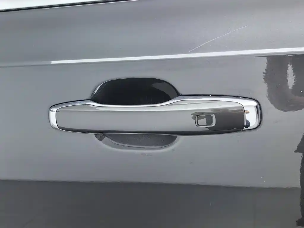 Volvo S90 — миниатюра 18