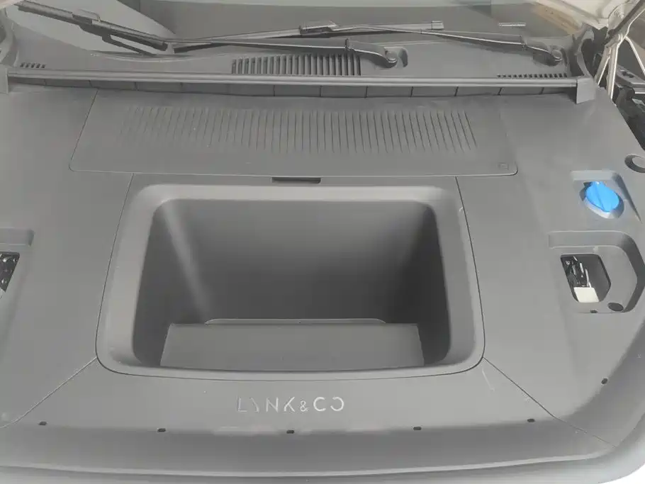 Lynk & Co Z20 — миниатюра 10
