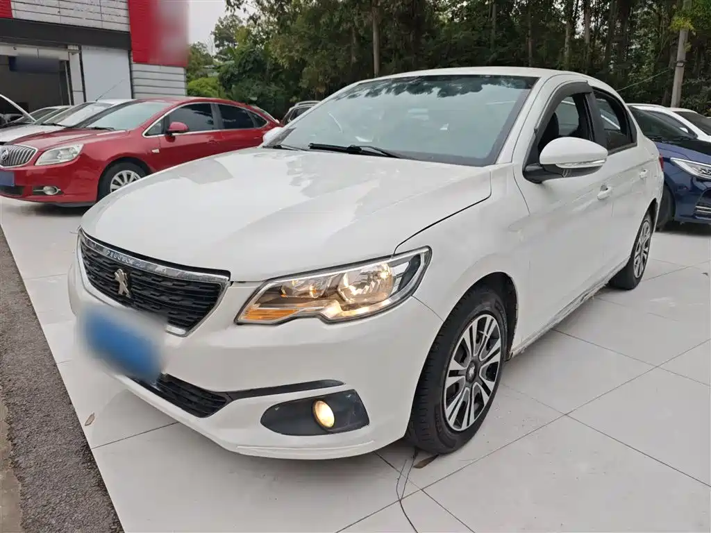 Peugeot 301 2018
