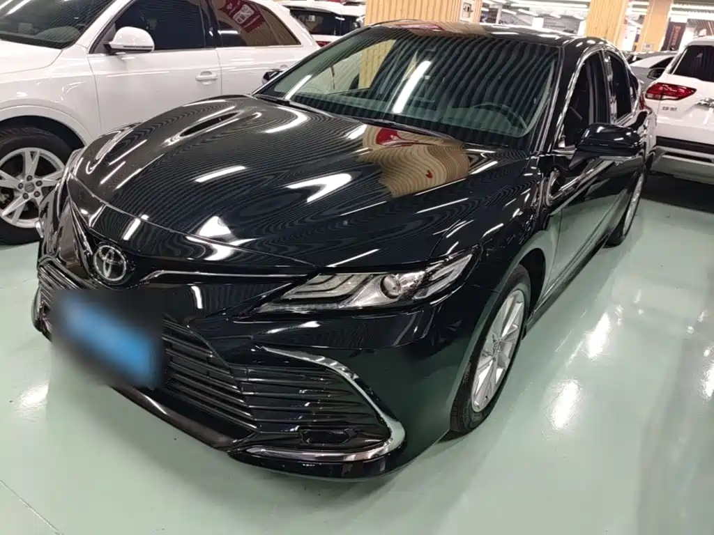 Toyota Camry — миниатюра 2
