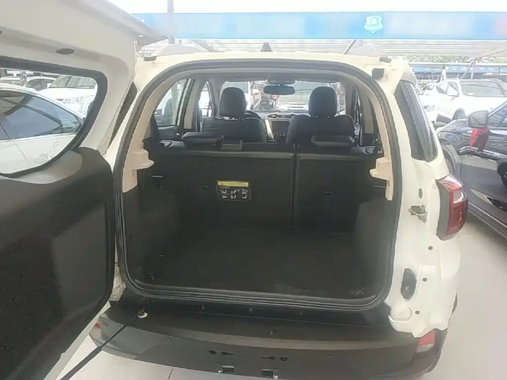 BYD Yuan — миниатюра 15