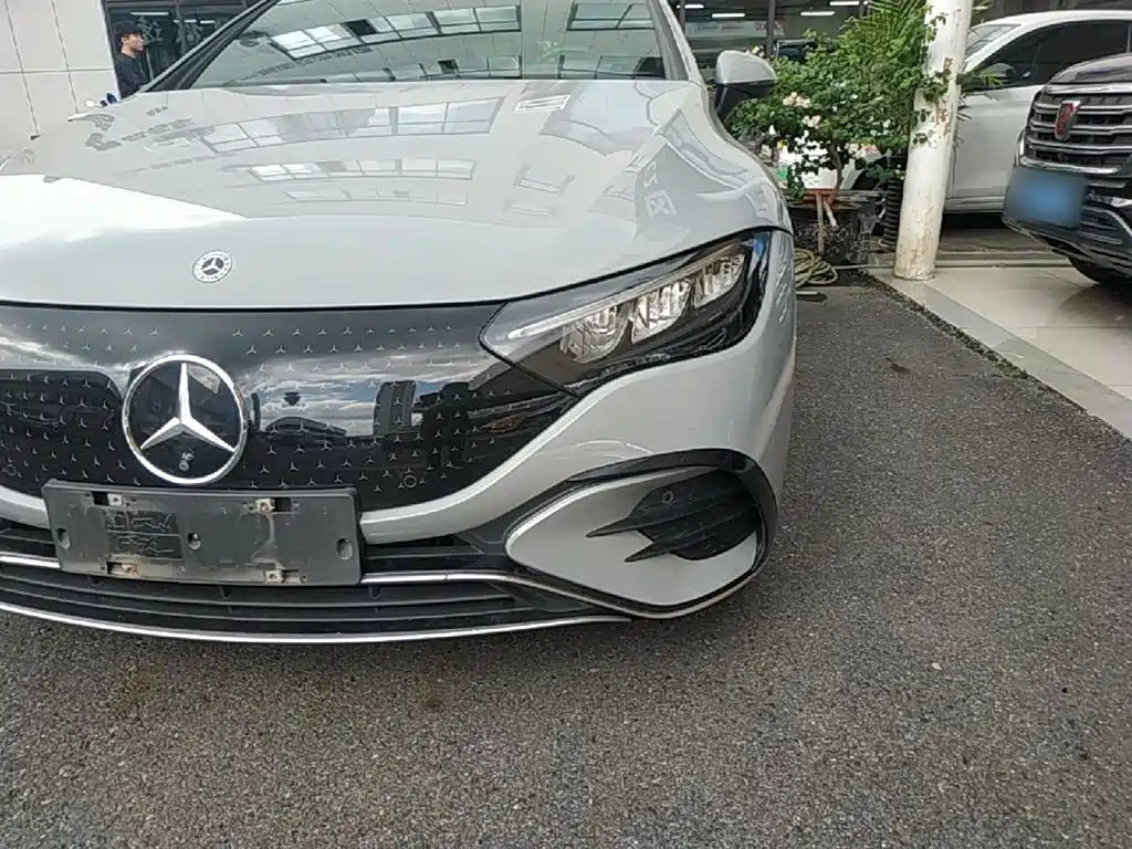 Mercedes-Benz EQE — миниатюра 24