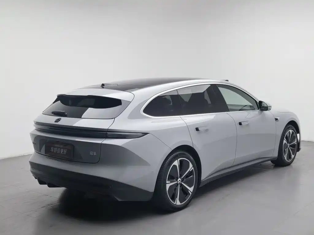 NIO ET5T — миниатюра 2
