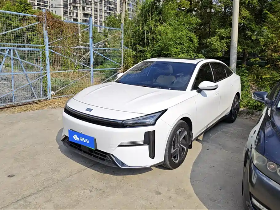 GEELY GALAXY GALAXY L6