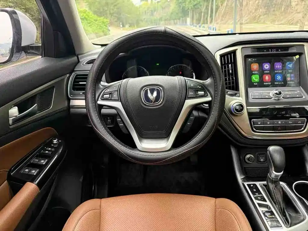 Changan CS95 — миниатюра 6