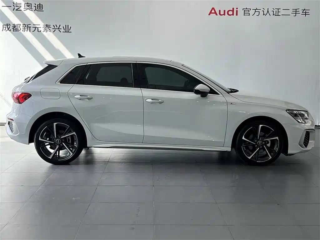Audi A3 2024 Sportback 35 TFSI Fashion Sport