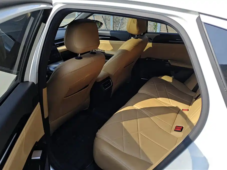 GEELY GALAXY GALAXY L6