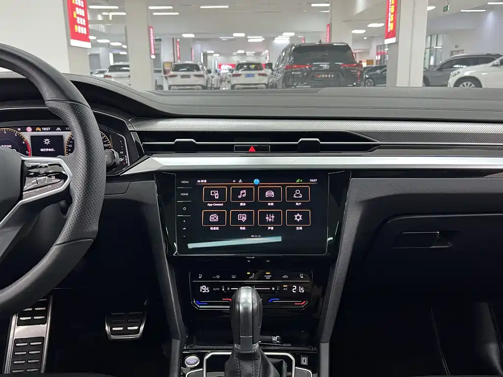 Volkswagen CC 380TSI Eye-catching Edition, фото 11