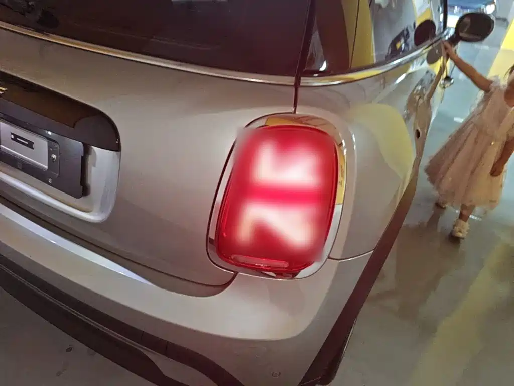 MINI Mini — миниатюра 8