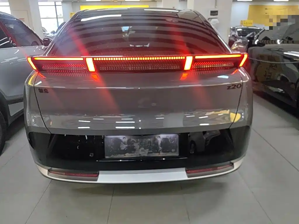 Lynk & Co Z20 — миниатюра 6