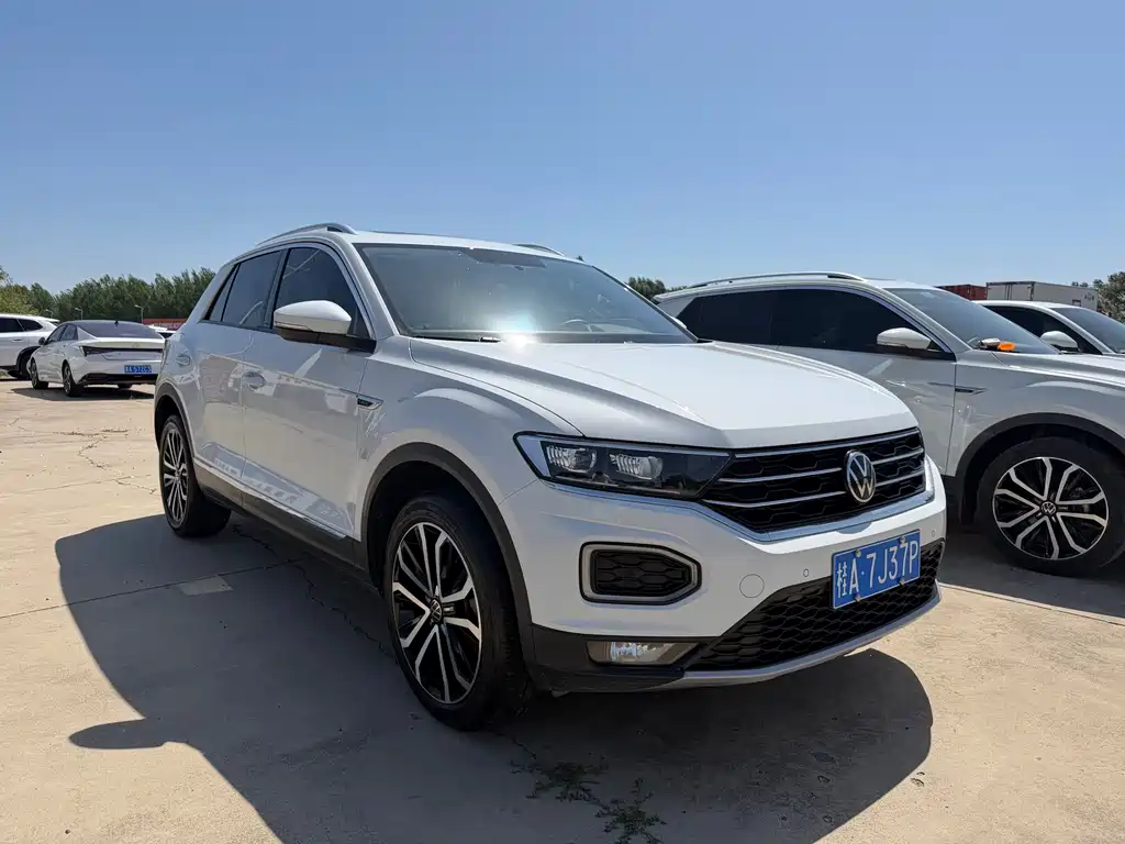 Volkswagen T-Roc 2022 280TSI DSG PLUS