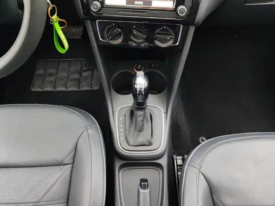 Volkswagen Polo — миниатюра 16