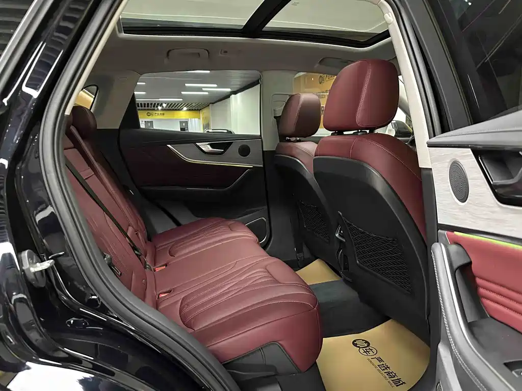 Hongqi Hongqi HS5 — миниатюра 12