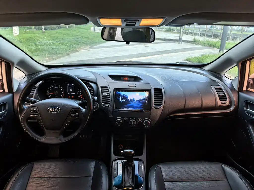 Kia K3 — миниатюра 12