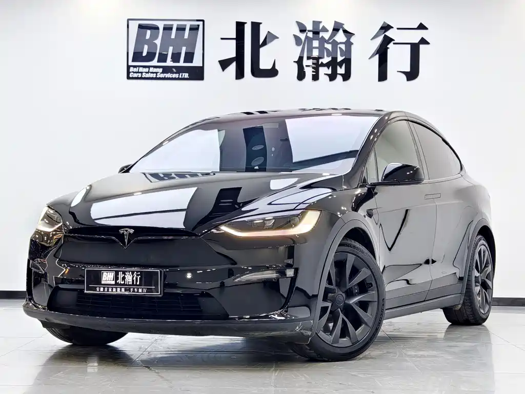 Tesla Model X 2023