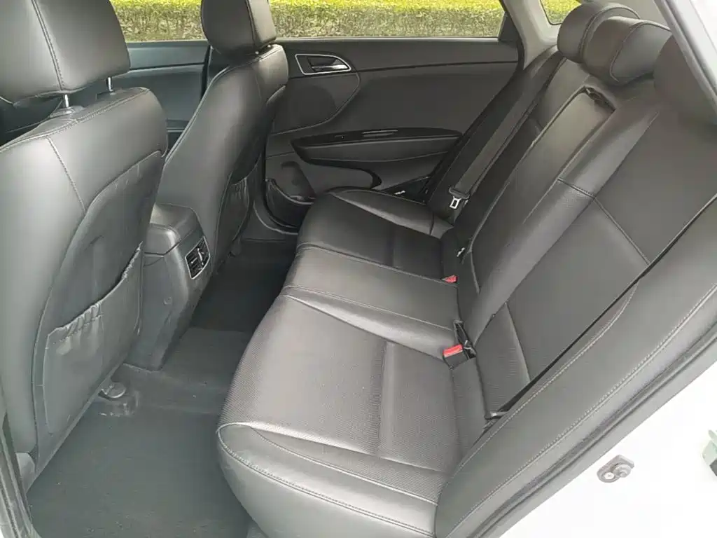 Hyundai Mistra — миниатюра 17
