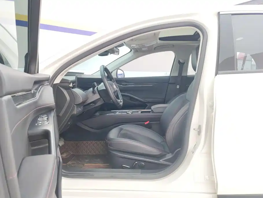 Ford Mondeo — миниатюра 9