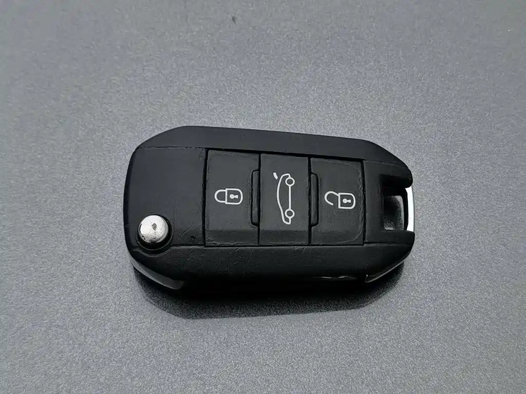 Citroen Elysee — миниатюра 19