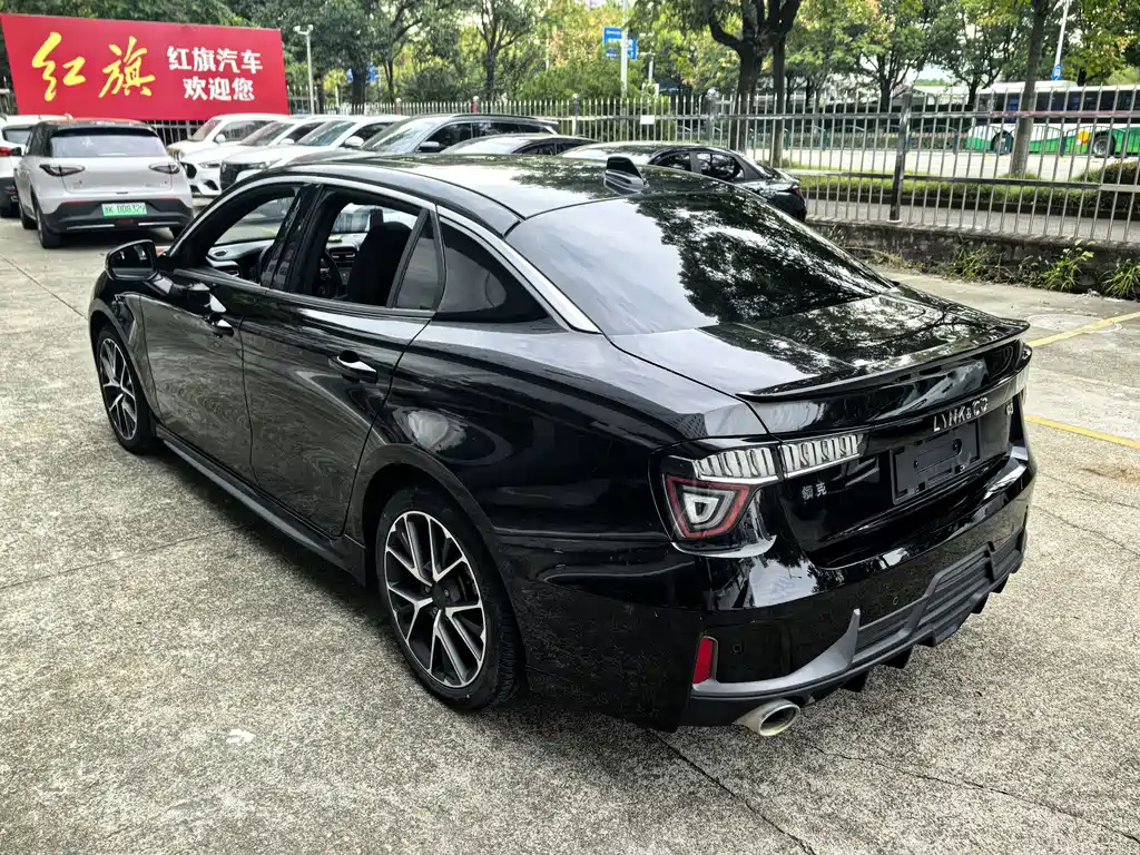 Lynk & Co 03 — миниатюра 14