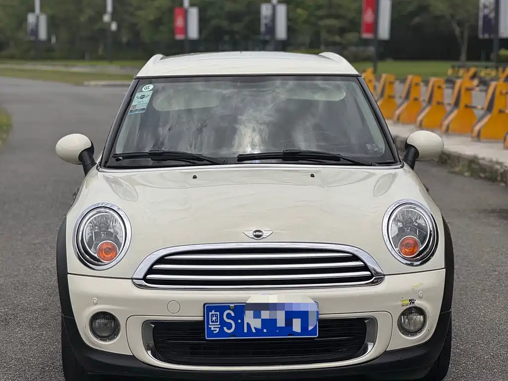 MINI Clubman 1.6L COOPER Bond Street, фото 2