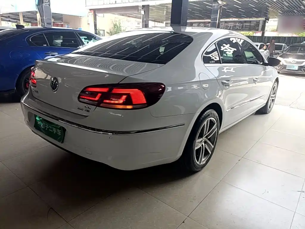 Volkswagen CC — миниатюра 7