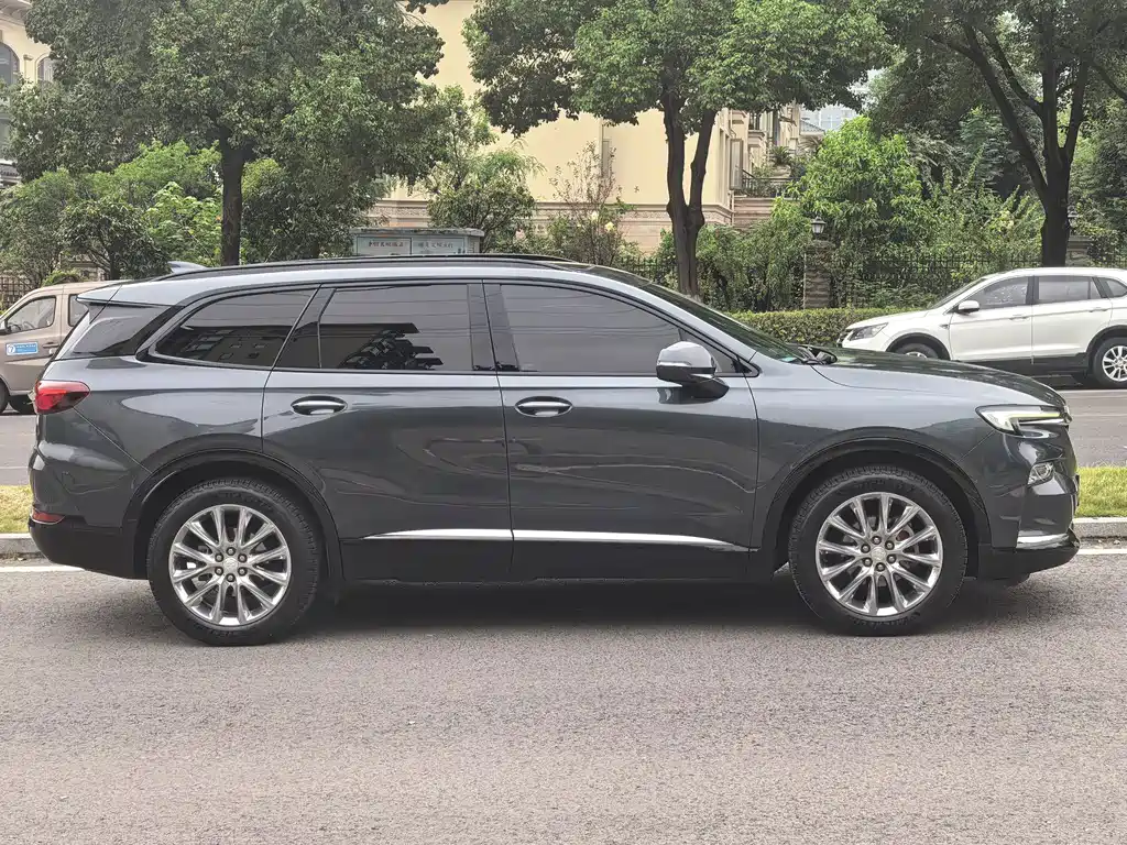 Buick Enclave — миниатюра 4