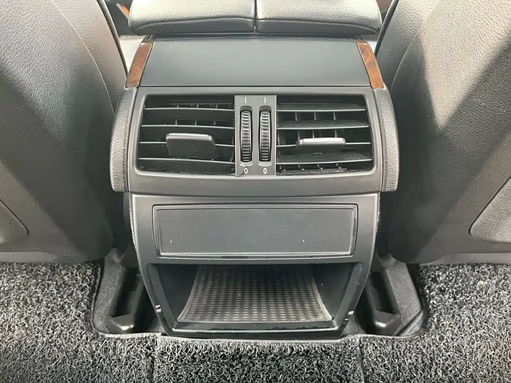 BMW X5 (Import) — миниатюра 13