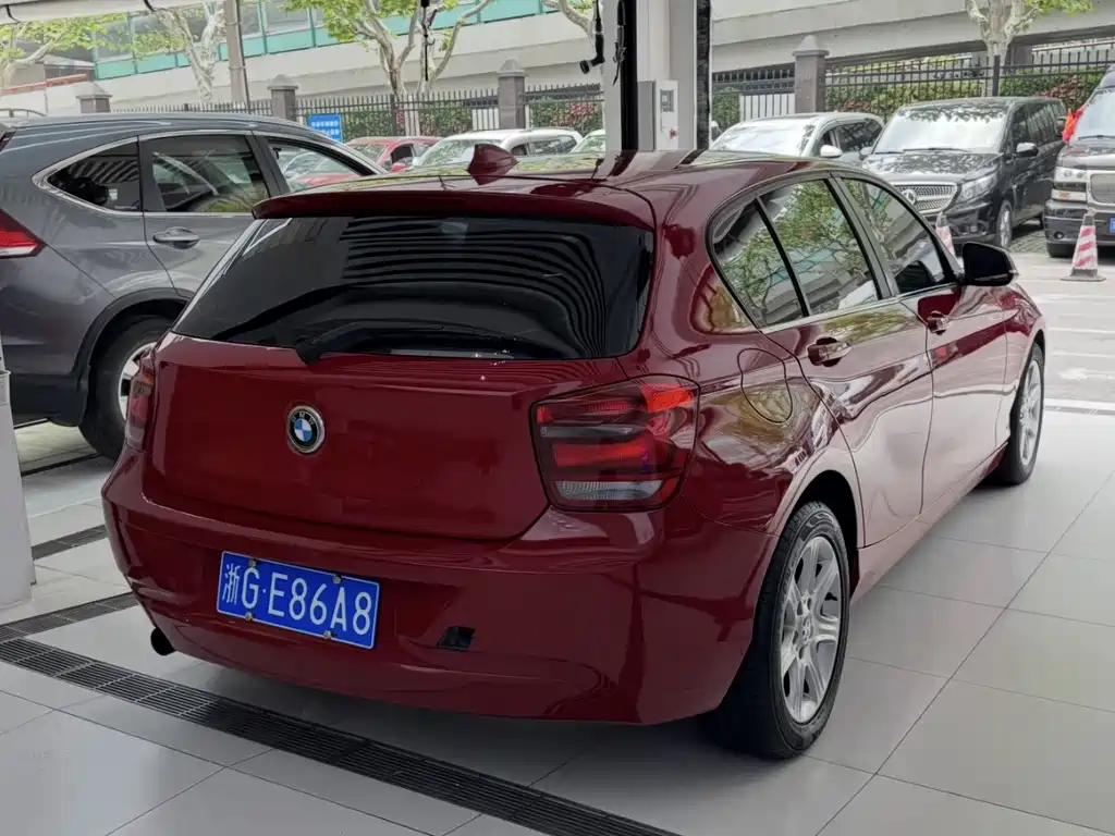 BMW 1 Series (Import) — миниатюра 3