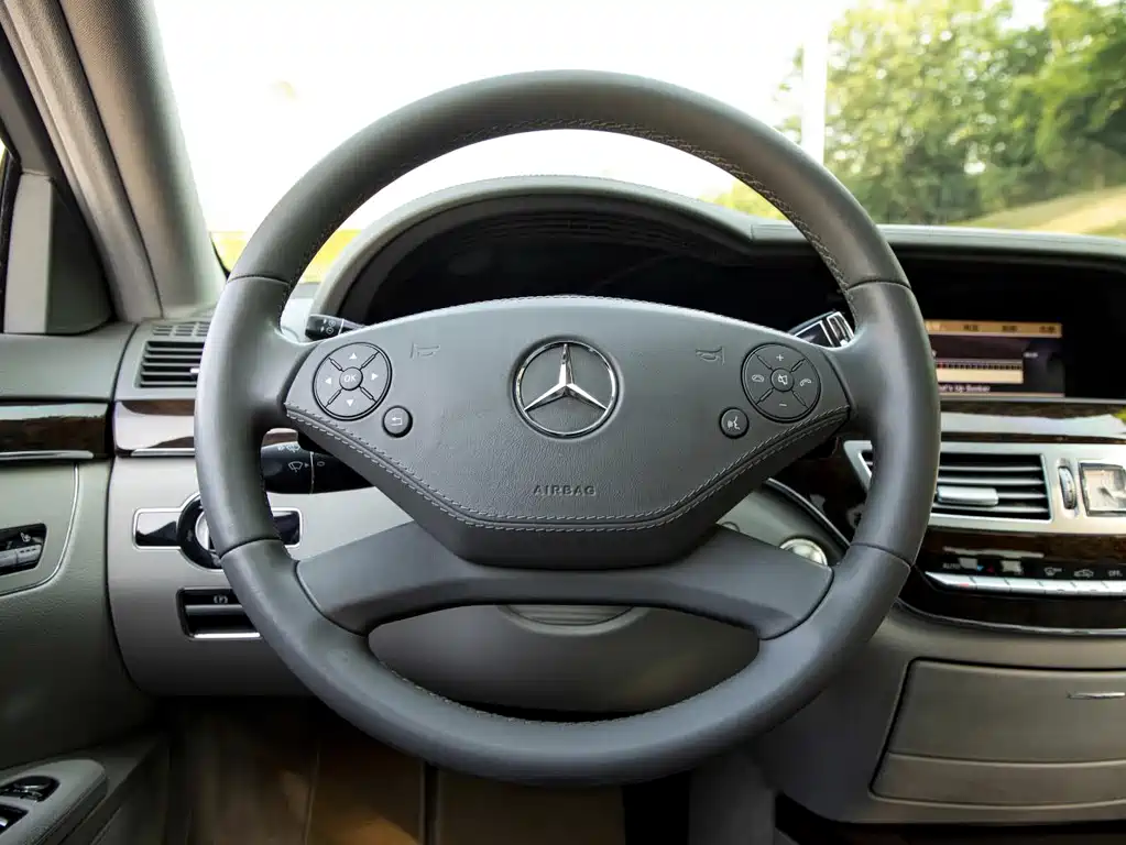 Mercedes-Benz S-Class — миниатюра 21