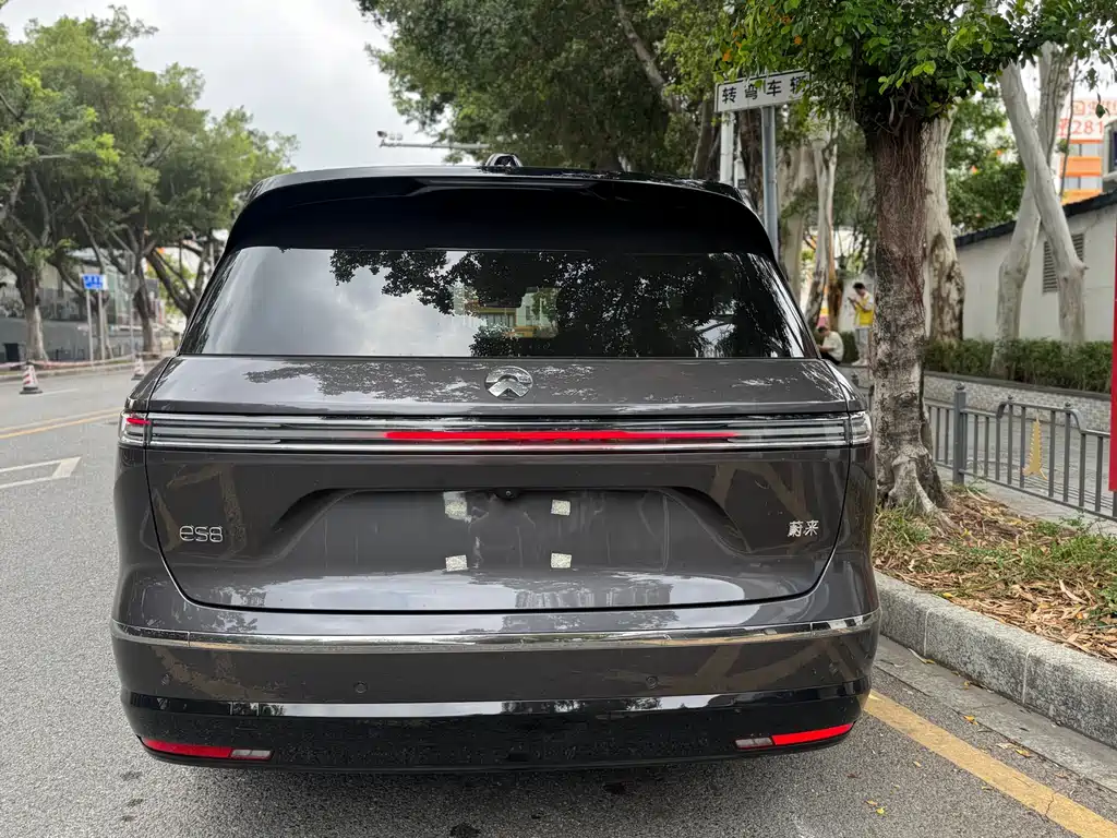 NIO ES8 2026 мест Executive Luxury